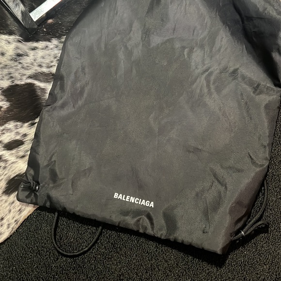 Balenciaga drawstring bag - Picture 2 of 4